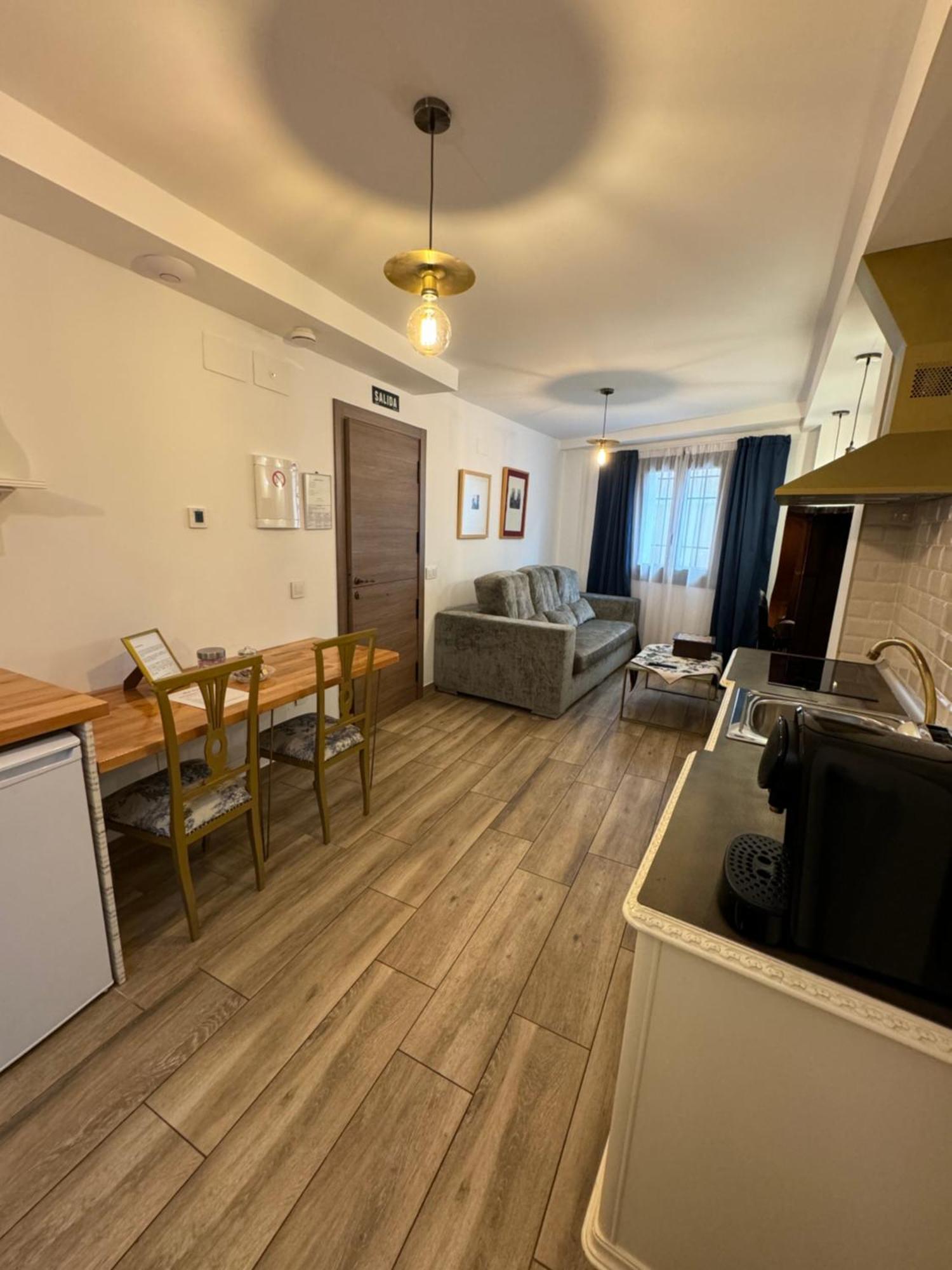 Ateneo Cuenca Suites Con Cocina En El Casco Historico Экстерьер фото