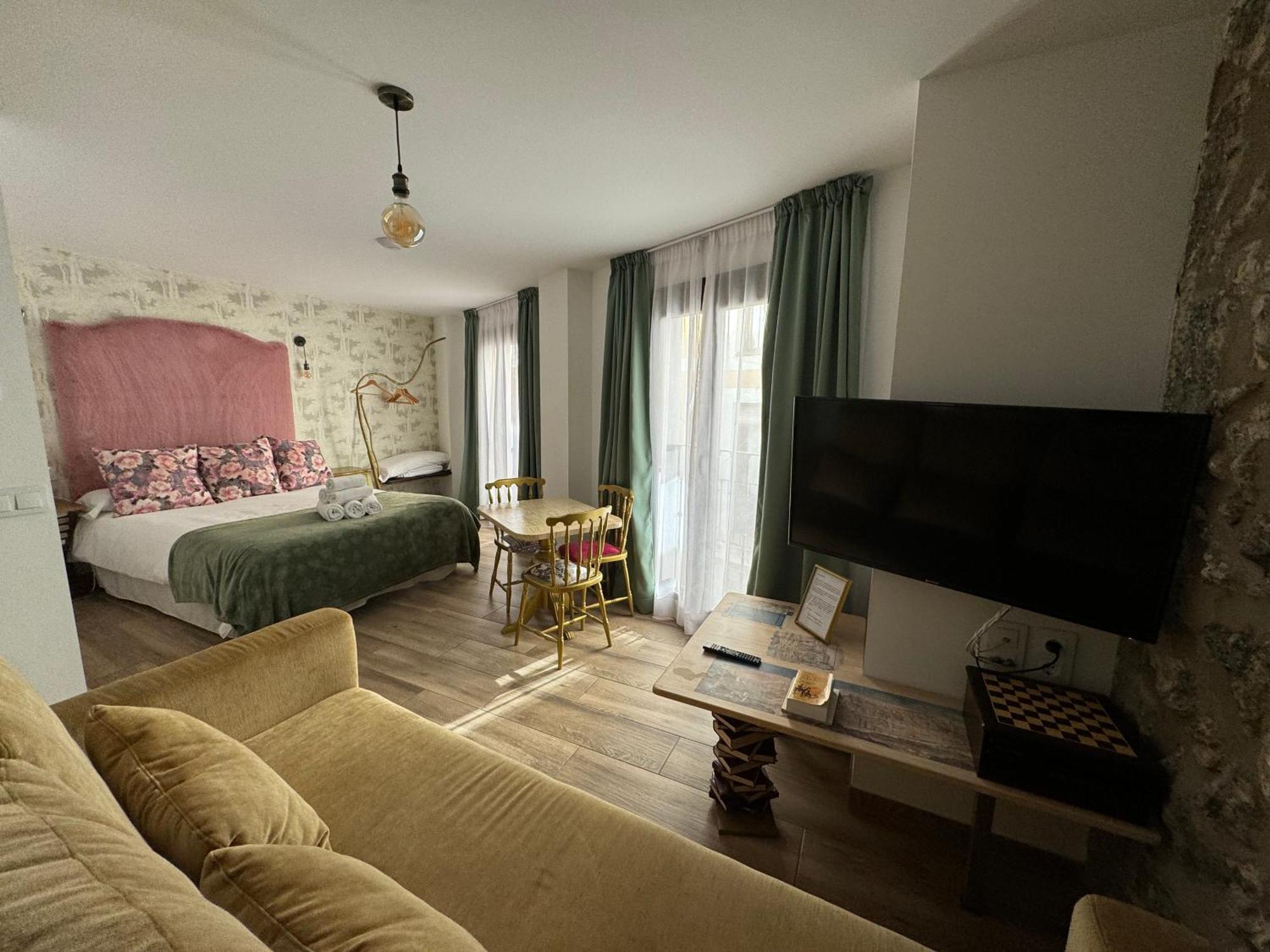 Ateneo Cuenca Suites Con Cocina En El Casco Historico Экстерьер фото